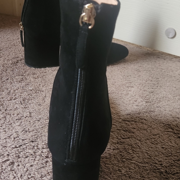 J. Crew Sadie Suede Black Ankle Booties 10 - Picture 2 of 6